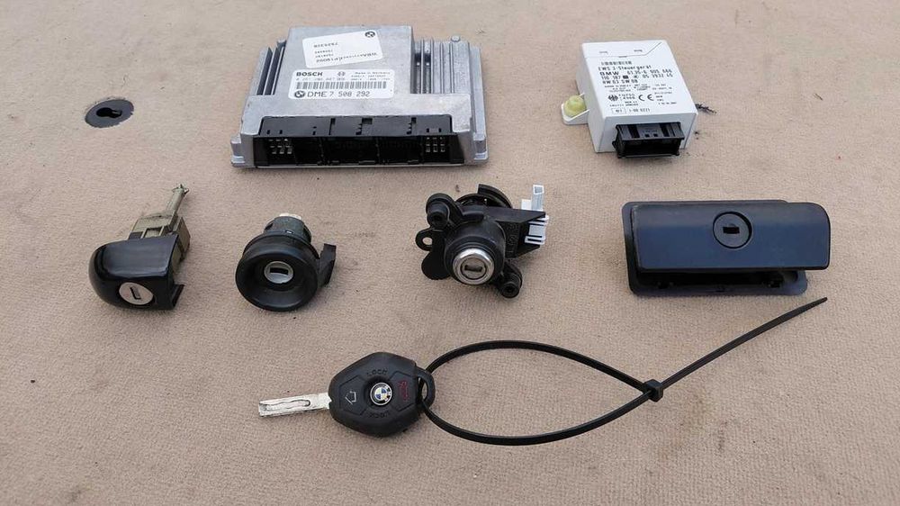 Komputer Sterownik zestaw startowy BMW E46 316i N42B18 1,8 Benzyna manual