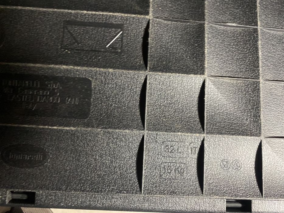 Caixas/Grades PVC desdobráveis de 32L e 40L