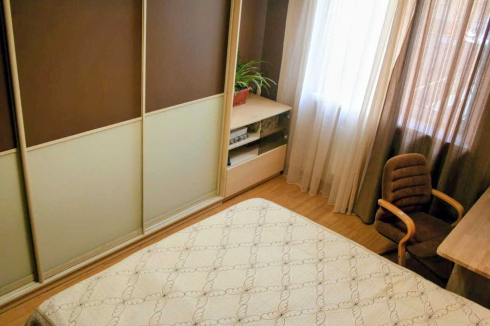 Чубинське, простора 3к квартира 95.5 кв.м, 82000 у.о