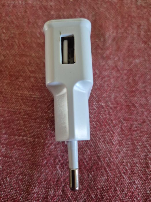 Ladowarka sieciowa USB