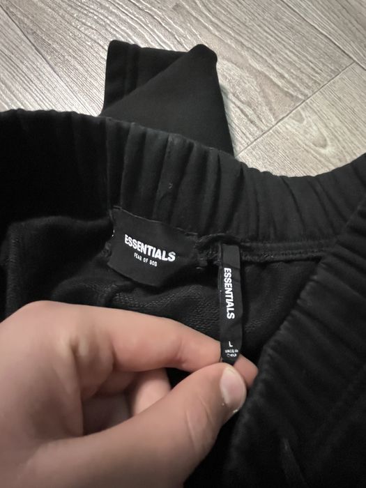 Шорты essentials