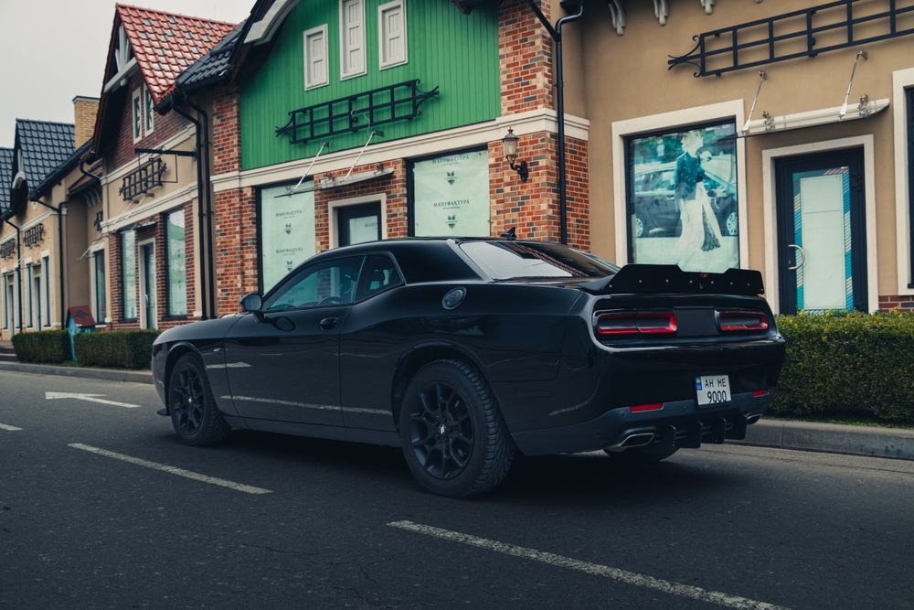 Продам Dodge Challenger