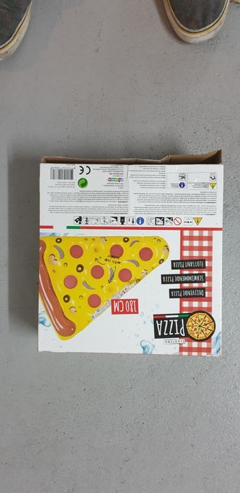 Boia colchão insuflável piscina / praia -  fatia de pizza.