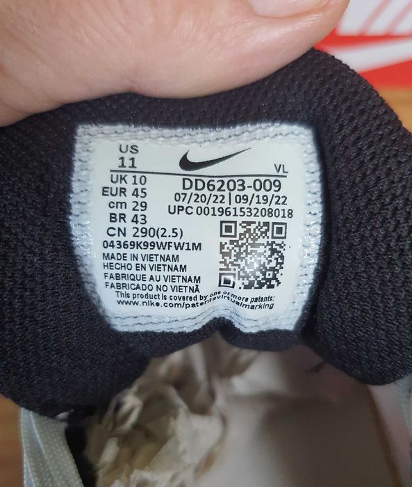 Продам кроссовки Nike Air Winflo 9