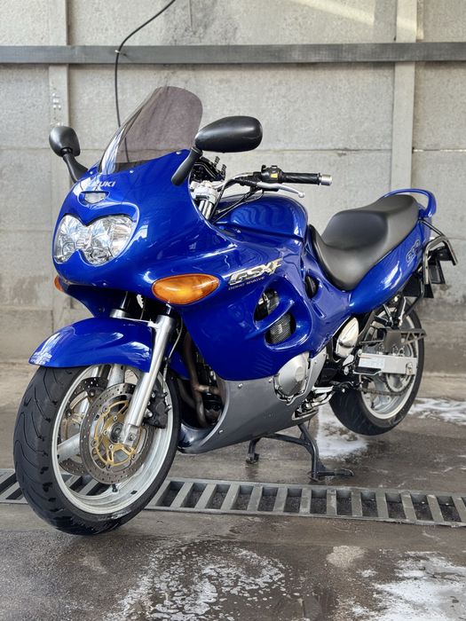 Suzuki GSX600F Свіжопригнаний