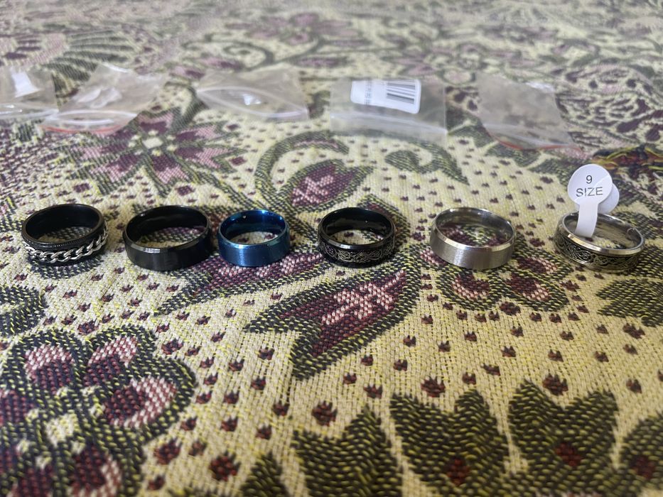 Продам кольца