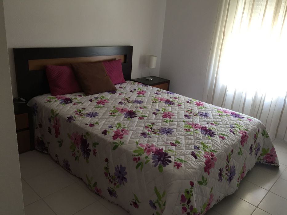 Aluga-se apartamento T3 Praia da Rocha Portimão