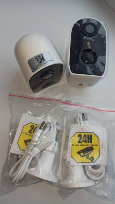 2 шт Камери відеоспостереження зовнішні та внутрішні