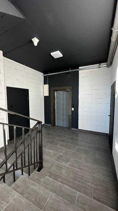 Продаж офісу 79м2 з свіжим ремонтом кондиціонер Святослава Хороброго