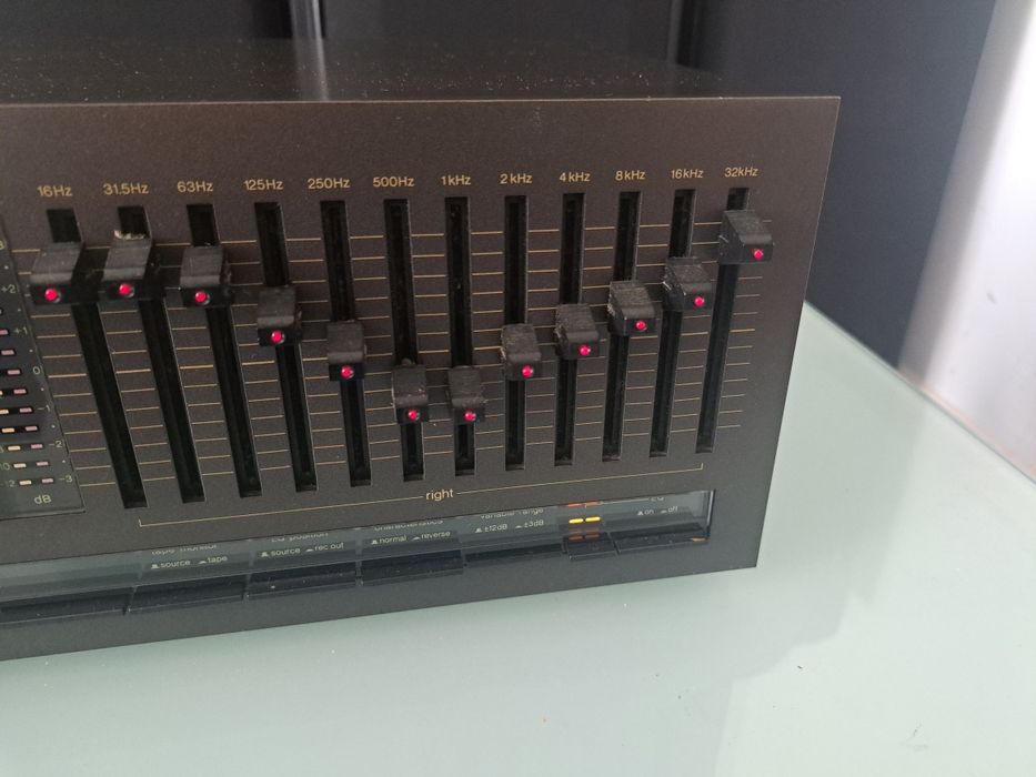 Equalizer Technics sh 8020