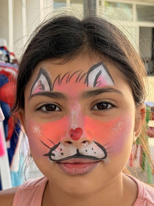 Insuflável (6/7 anos) + Pinturas Faciais