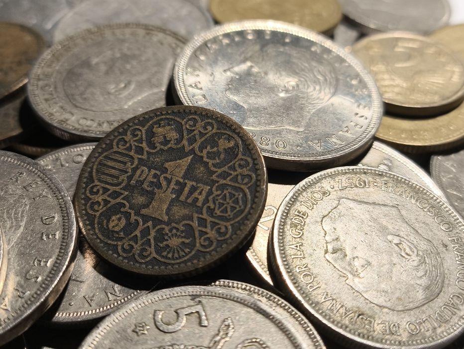 Lote de moedas de Espanha [55 moedas]