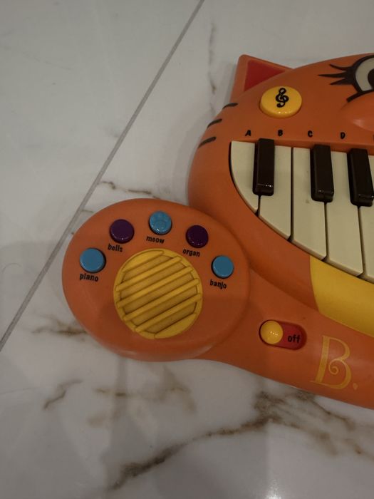 Продам пианино Котофон