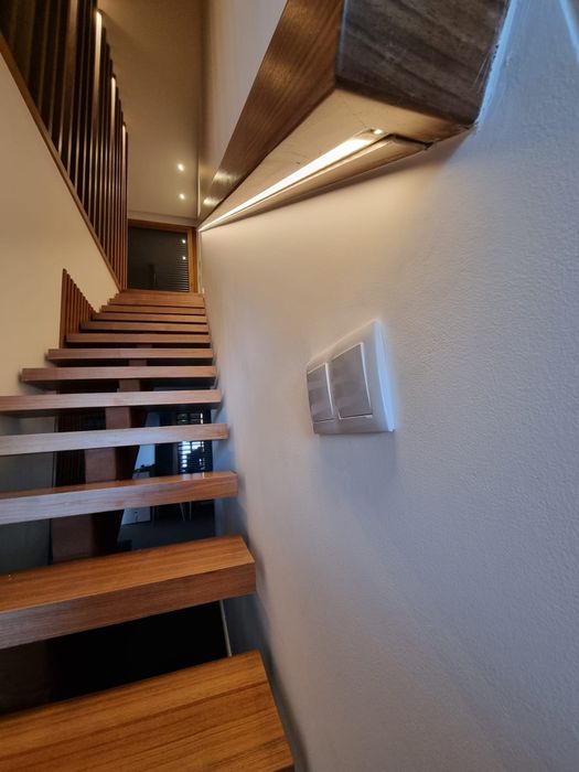 Remodelações, Reparações, pinturas, electricidade, montagem cozinhas e