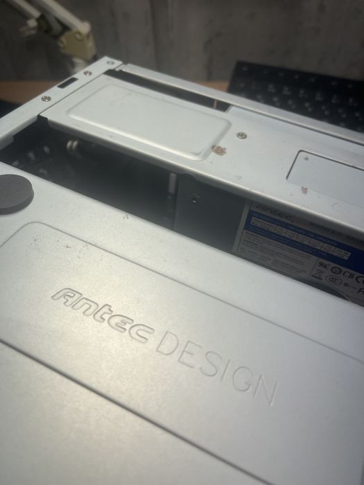 Продам компьютер ASUS Intel i5/GeForce 8800GT/4GB/128GB SSD+320GB HDD