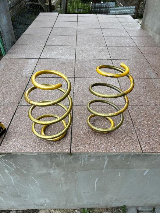 Пружини до Dodge calibre