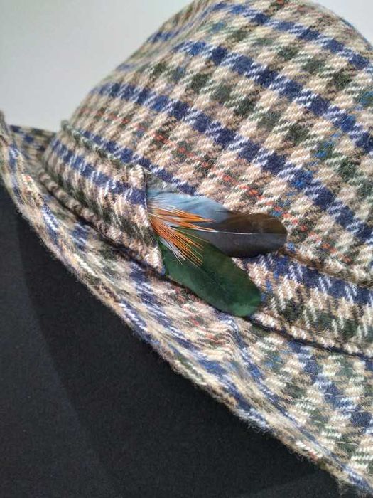 Kapelusz Joseph Wilson & sons Ltd London, wełniany z piórami