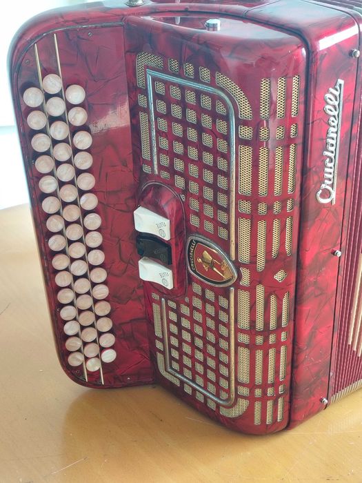 Acordeão Crucianelli Piermaria