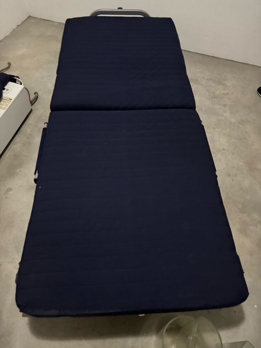 Cama dobravel de solteiro com colchao decespuma cagoform
