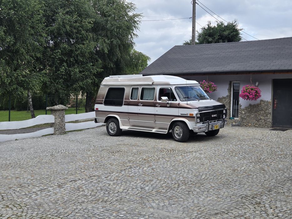 GMC Vandura  Salonka V8