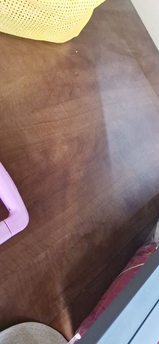 Cama com arrumação + colchão e 2 estantes de brinde