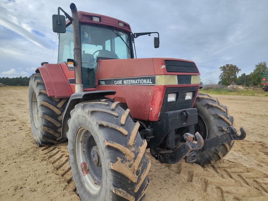 Case Internacjonal 7120