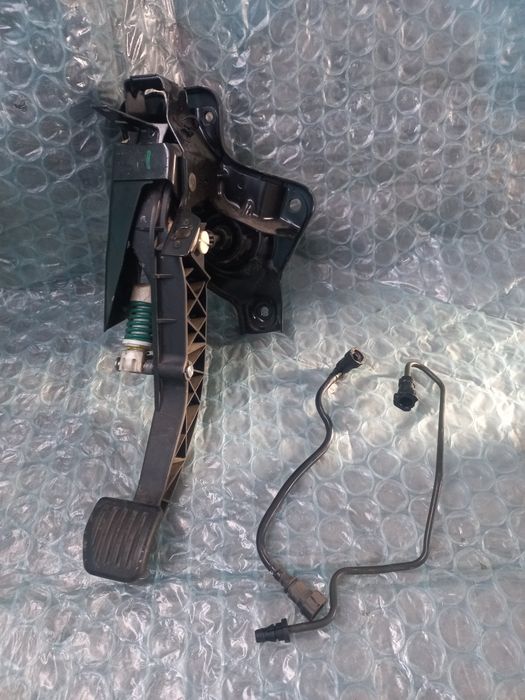Pedał sprzęgła ford s-max galaxy 7g9n-7b633-cf