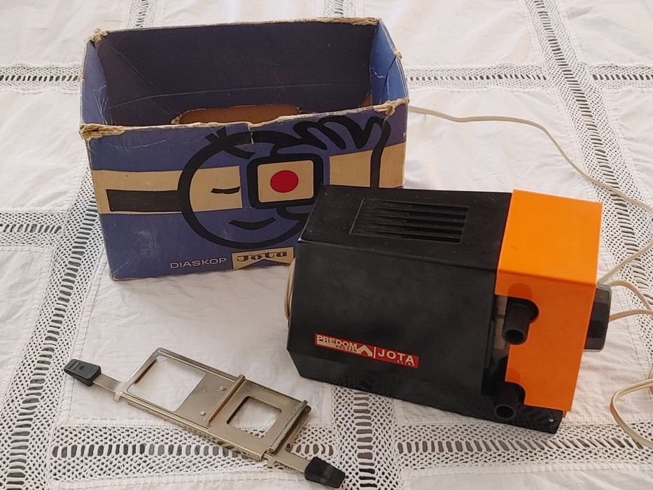 Rzutnik Diaskop Jota Predom projektor do bajek prl retro vintage