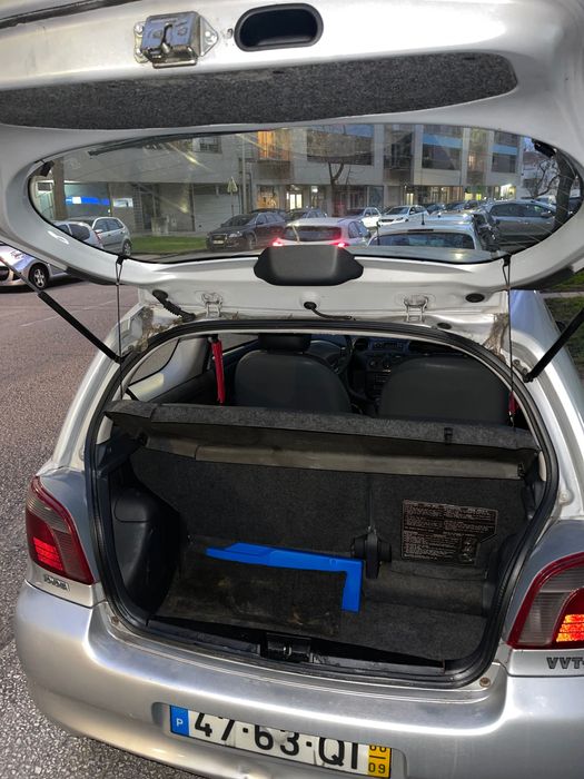 Toyota Yaris 2000