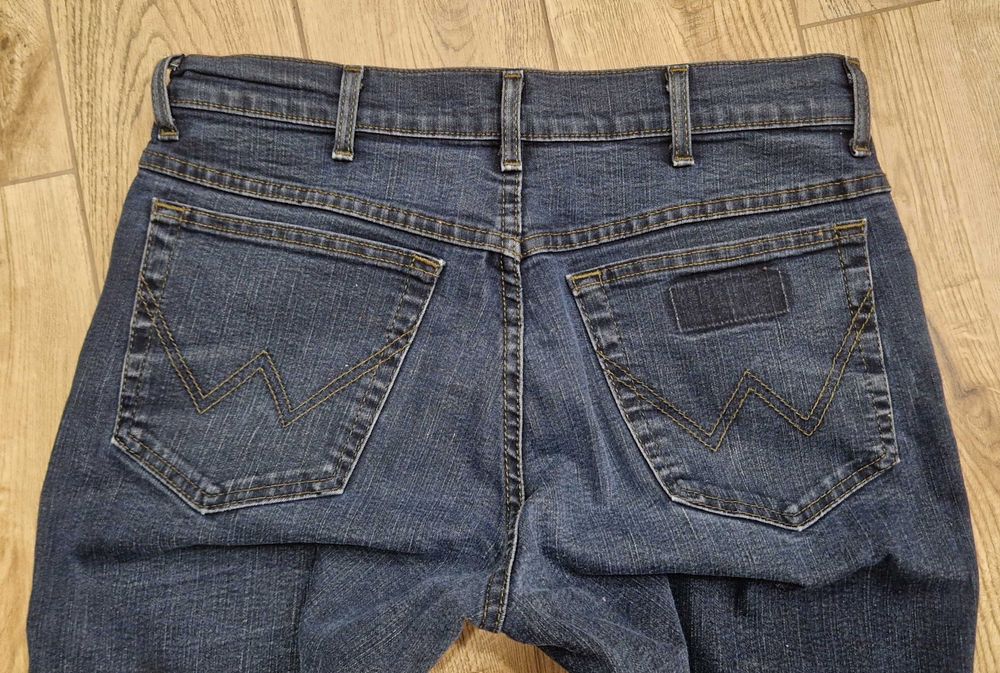 Spodnie męskie jeans Wrangler W33L32