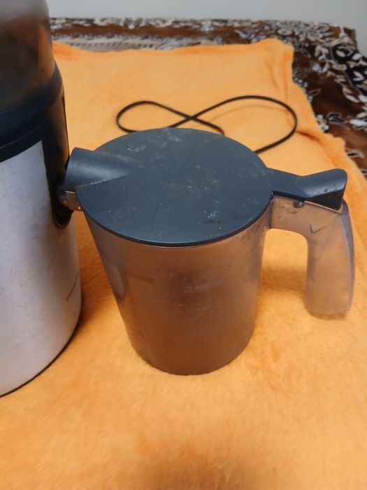 Продам соковыжималку PHILIPS