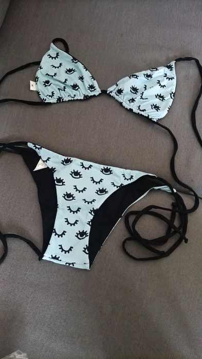 Bikini reversível CAIA, sem costuras novo. Tamanhos M e L.
