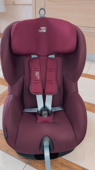 Автокрісло Britax-Romer Trifix2 i-Size від 9 місяців до 4 років