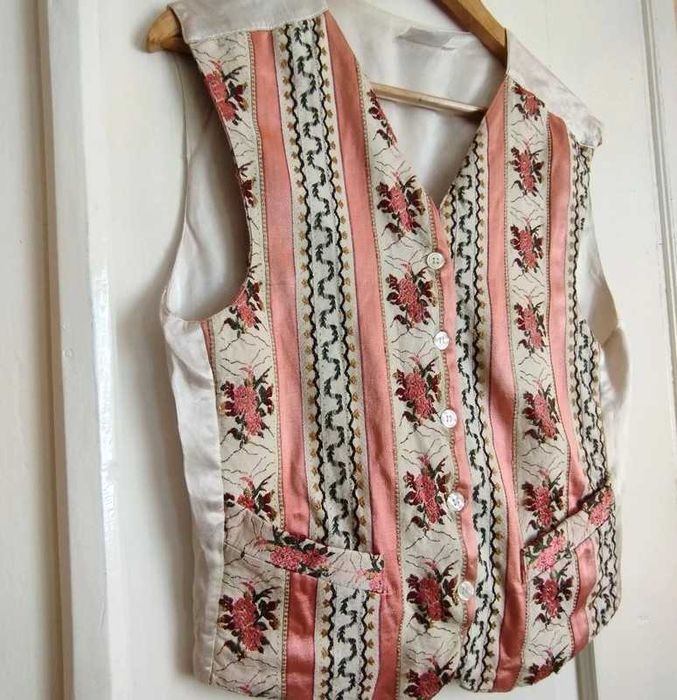 Vintage Hennes Collection  kamizelka garniturowa bezrękawnik haftowana