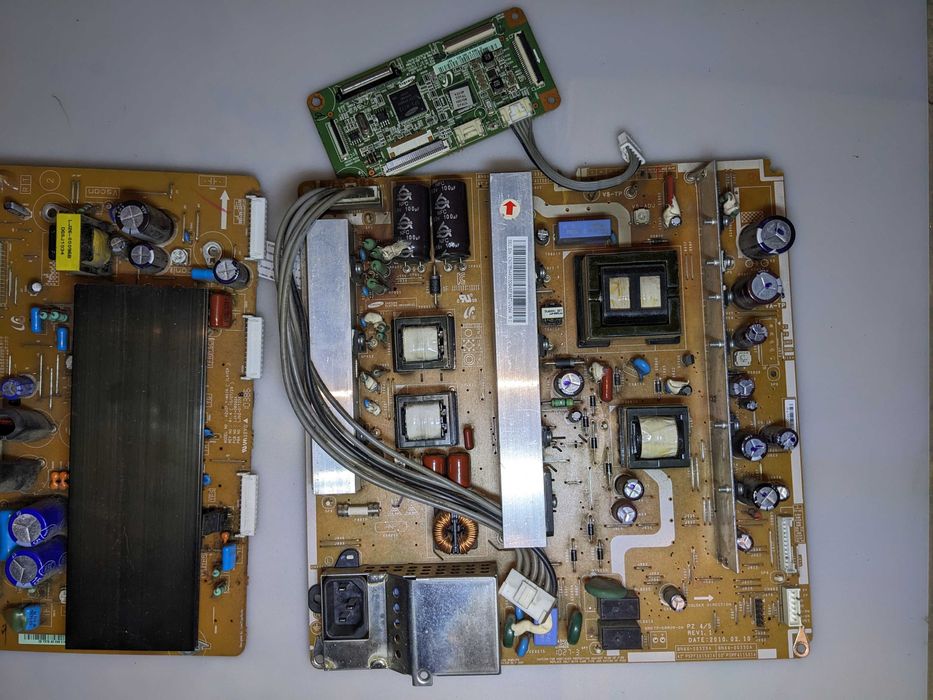Cześći do plazmy Samsung S42AX YB09