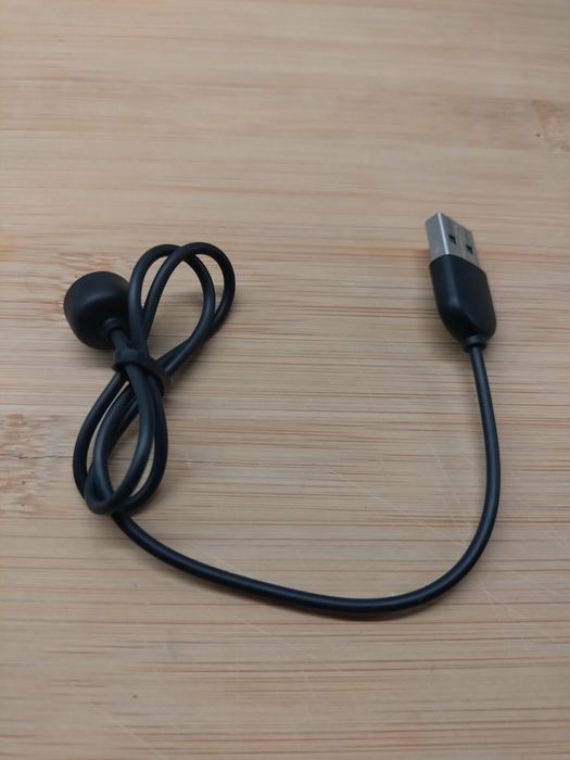 Xiaomi Mi Smart Band 6 jak nowy + oryginalny kabel do ładowania