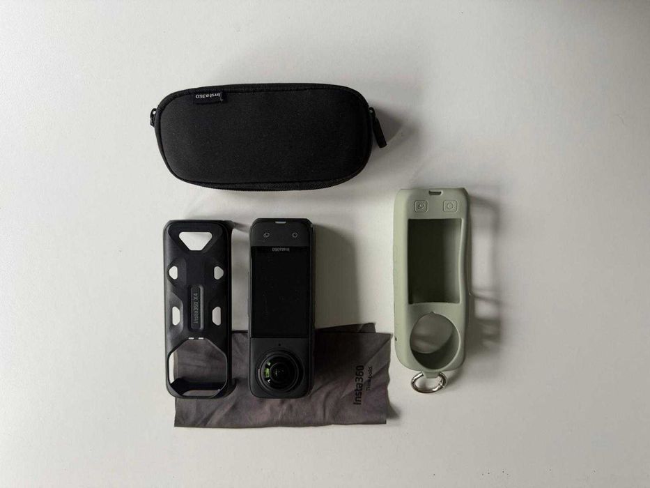 Insta360 X4 + Acessórios (Pack Completo)