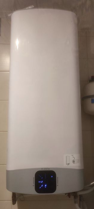 Piec elektryczny , Ariston vls Evo 100 eu - mało używany bojler, bufor