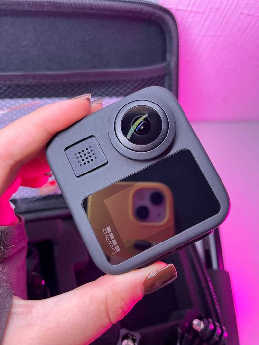 Екшн-камера GoPro MAX 360 з кріпленням на голову