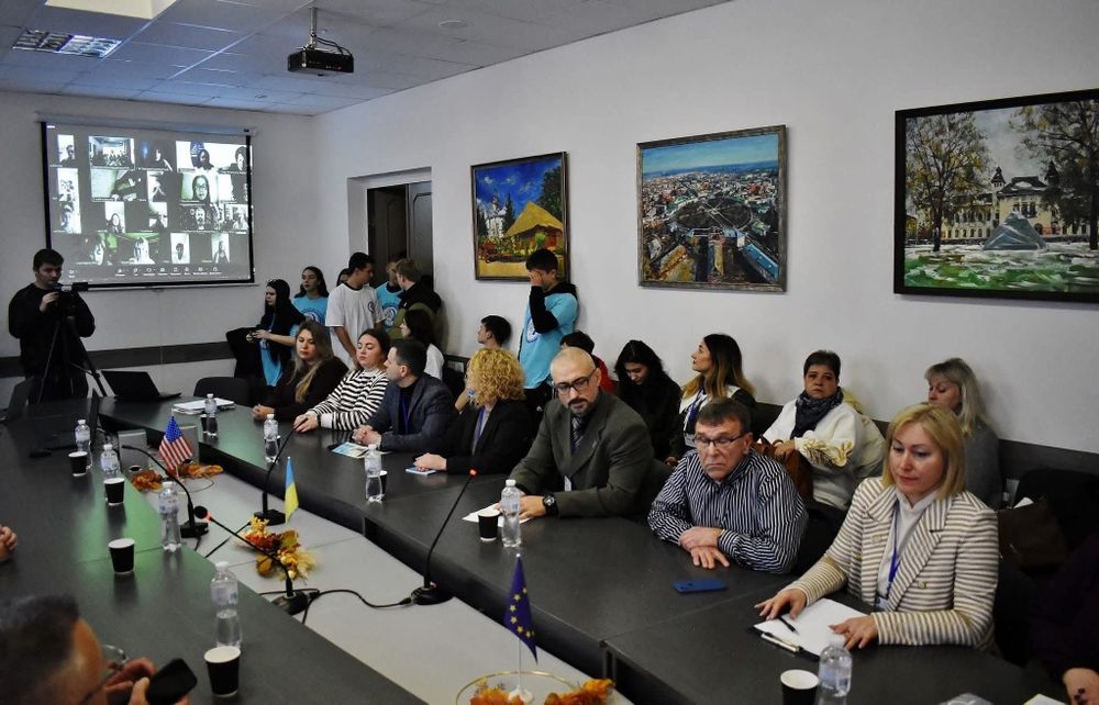 Психолог• Спорт•Клиника•Воспитание  детей• Коучинг• Консультация •