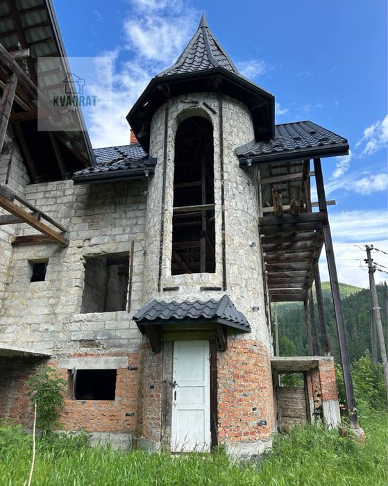 Продам готель у серці Карпат