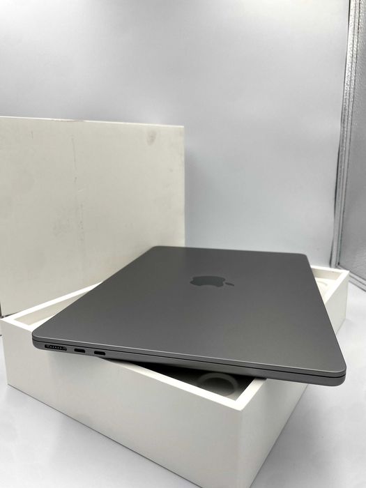 Ноутбук Apple MacBook Air 13“ M3 8/256GB Space Gray (MRXN3) 2024