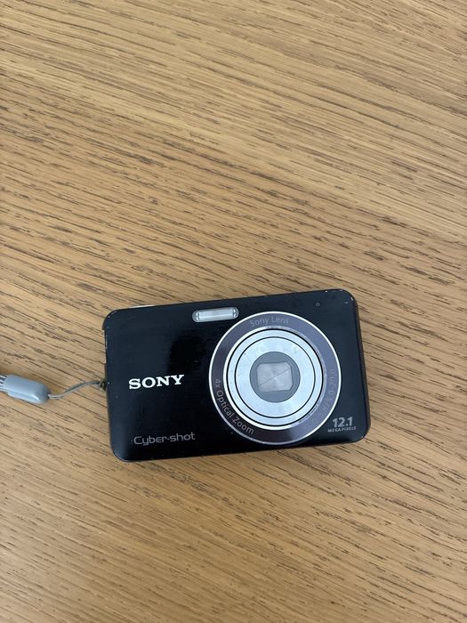 Camera  cybershot 12.1 sony