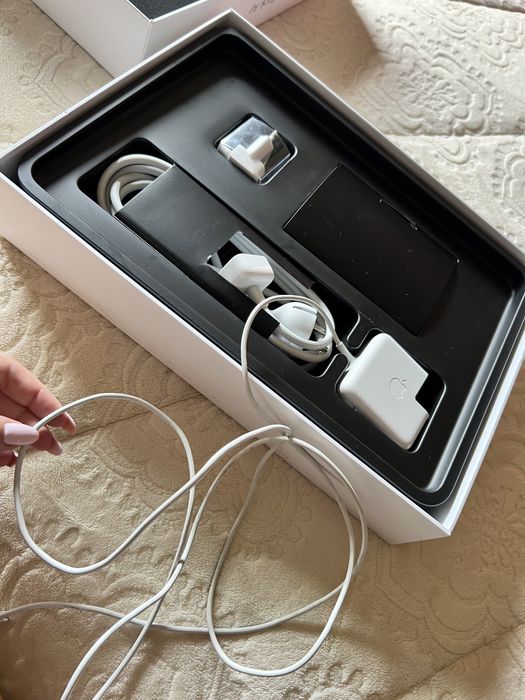 MACBOOK AIR 13 - 128GB - 8GB