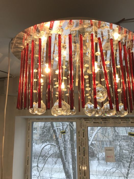 Продается люстра б/у в хорошем состоянии.