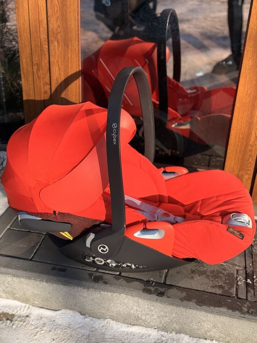 Автокрісло Cybex cloud Z i-Size червоне
