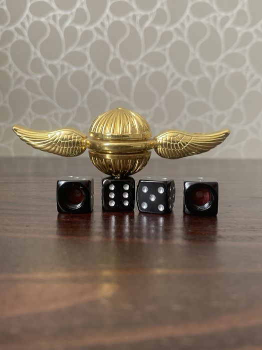 Ковпачки на ніпель авто / мото / вело