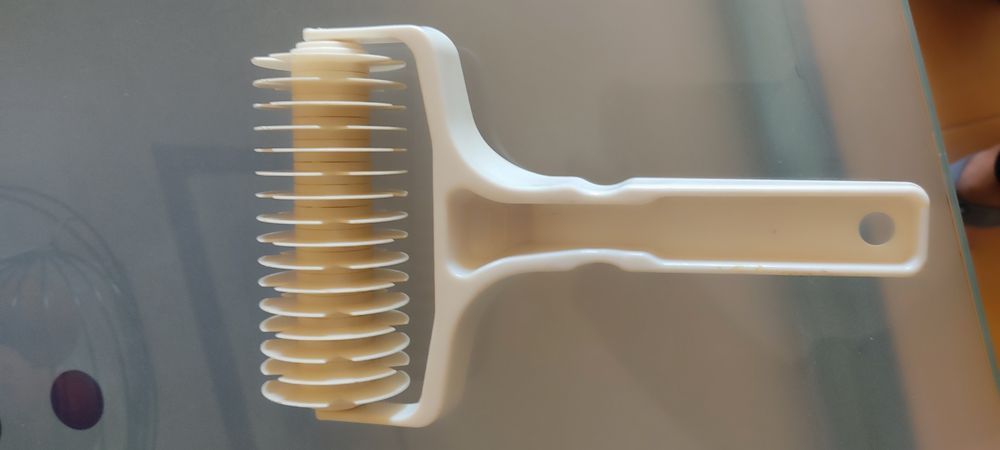 Rolo cortador massa bolos