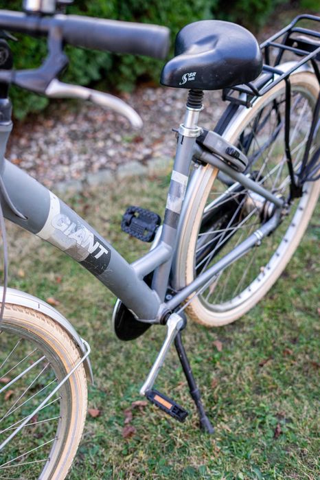 Sprzedam miejski rower Giant S 28