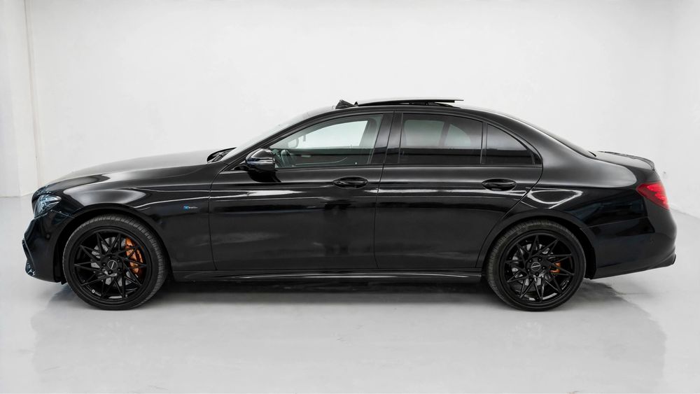 Mercedes e300de amg plug-in 9g-tronic — photo 3